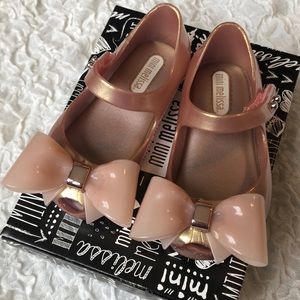Mini Melissa, Size 6, Brand new